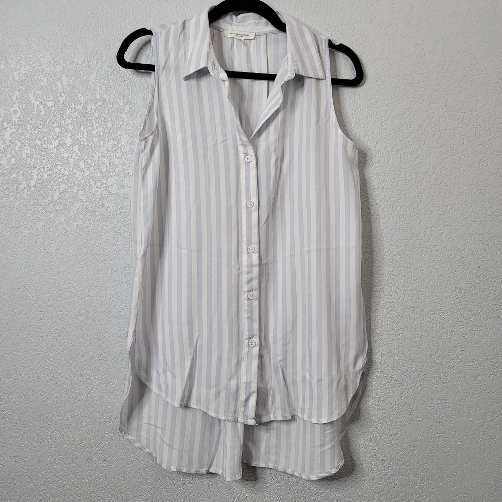 BeachLunchLounge faded blue and white soft button up collared sleeveless